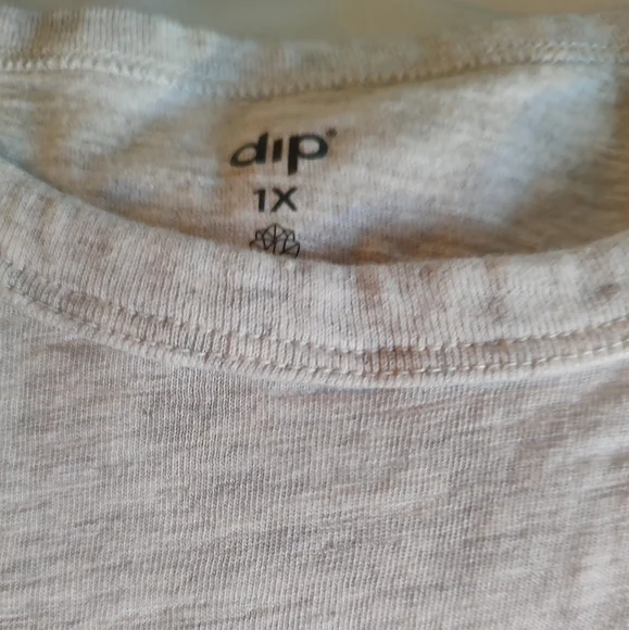 Chicos Capri And T-shirt Set - Picture 8 of 10